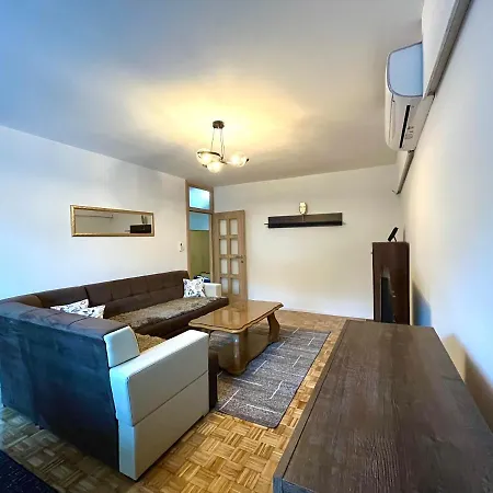 公寓 Apartman Monile *